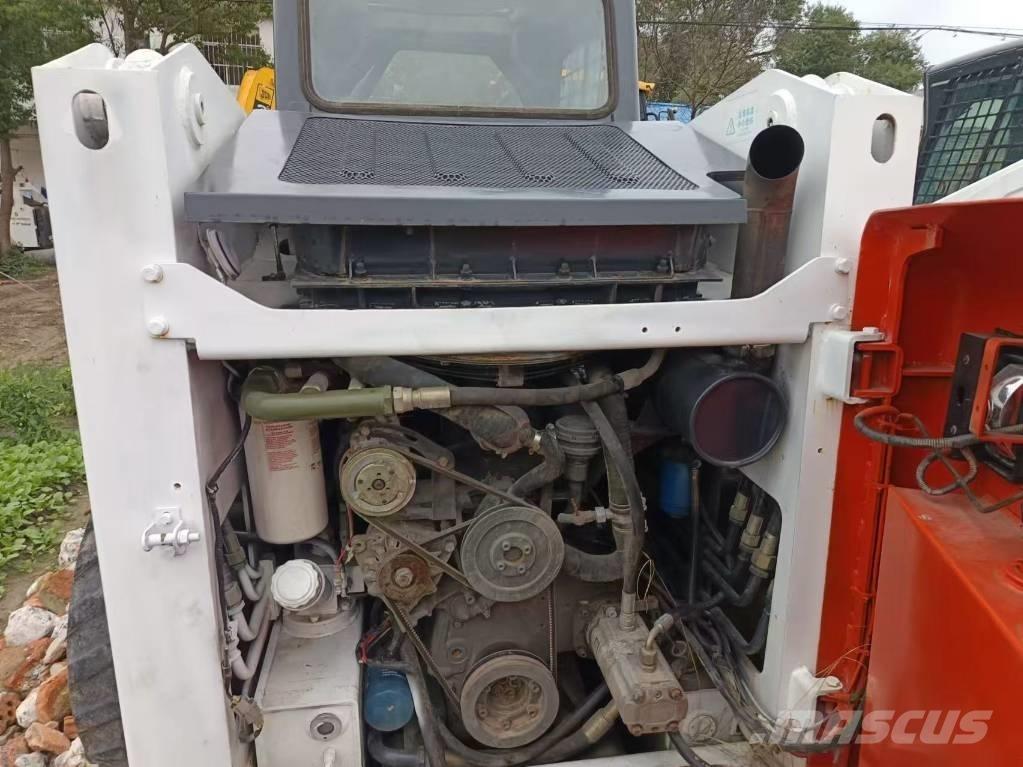 Bobcat S 590 Skid steer loderler