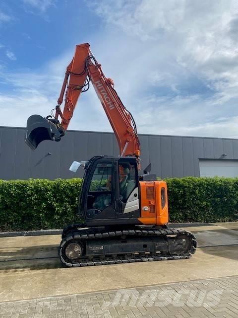 Hitachi ZX 135 US-6 Paletli ekskavatörler