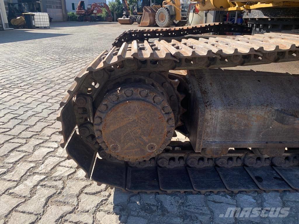 CAT 326FLN Paletli ekskavatörler