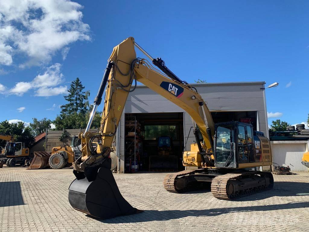 CAT 326FLN Paletli ekskavatörler