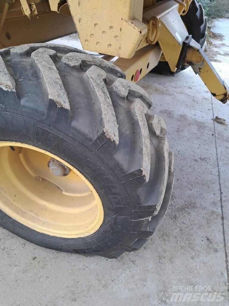 New Holland TX 66 Biçerdöverler