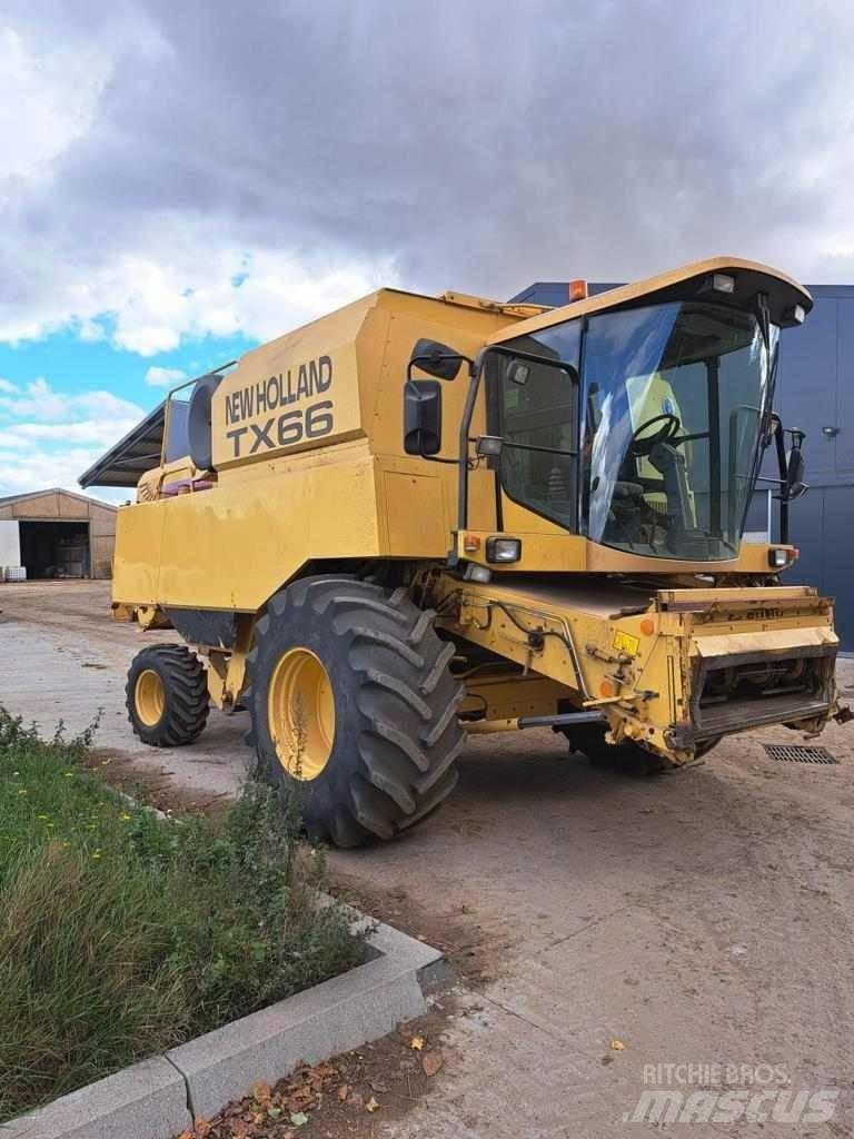 New Holland TX 66 Biçerdöverler