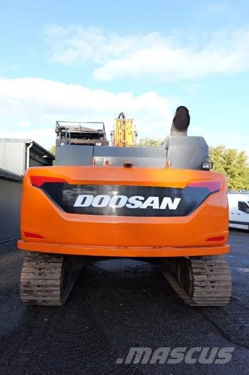 Doosan DX300LC Paletli ekskavatörler