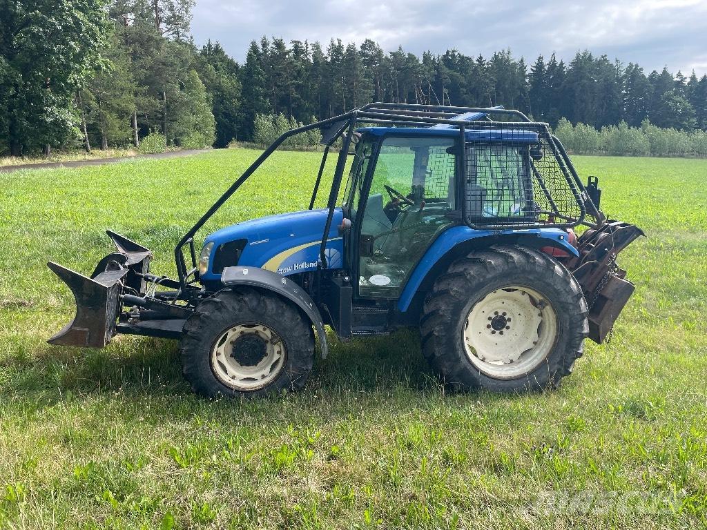 New Holland T5050 Orman traktörleri