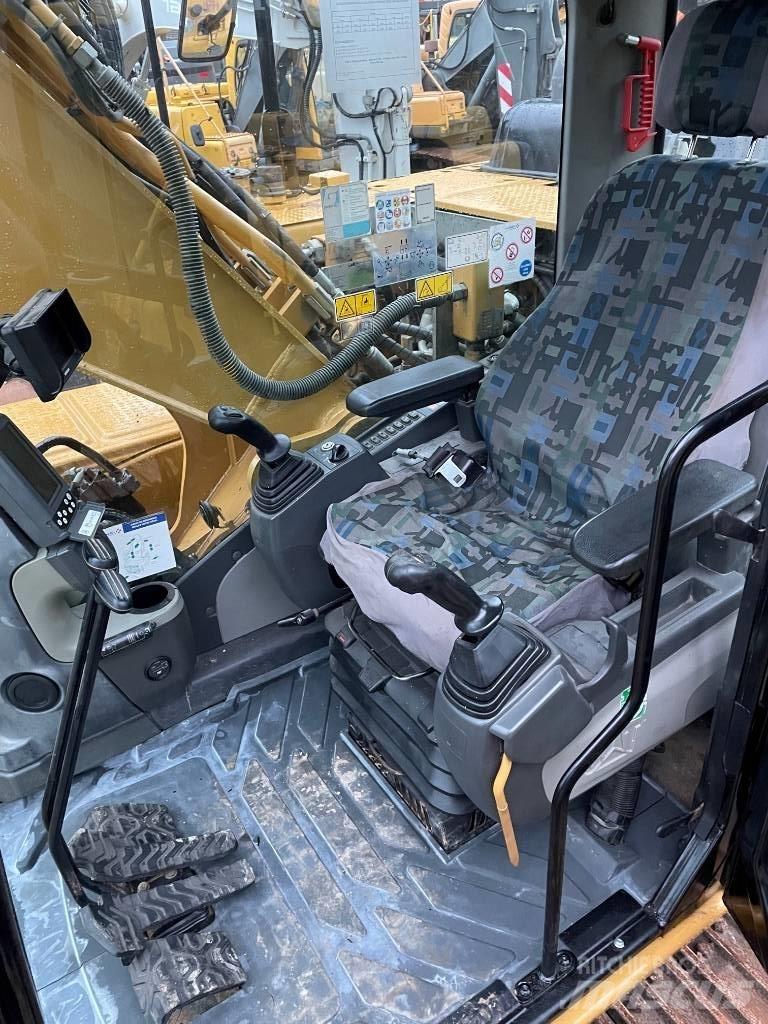 CAT 319D Paletli ekskavatörler