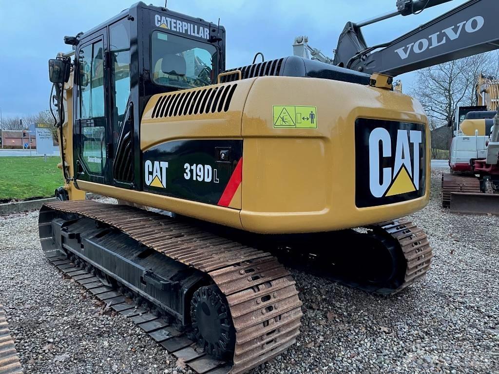 CAT 319D Paletli ekskavatörler