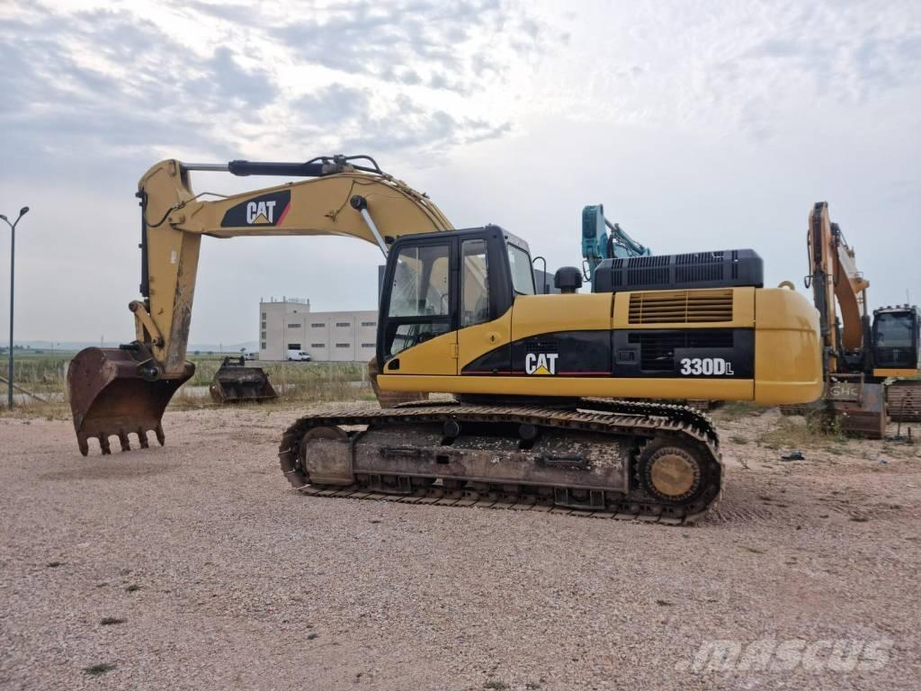 CAT 330 D L Paletli ekskavatörler