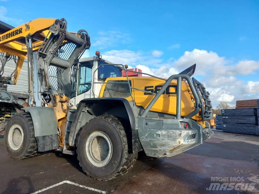  lLIEBHERR 580 Mafsalli yükleyiciler