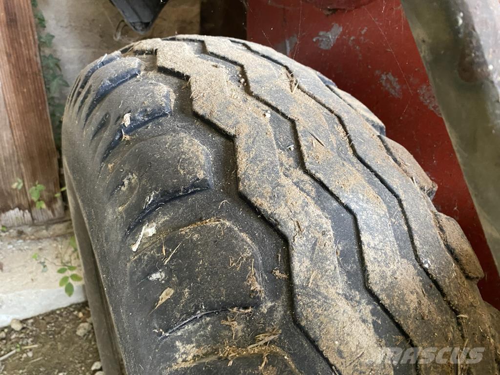 Kuhn FC303GL Asılı ve çekilir biçme makineleri