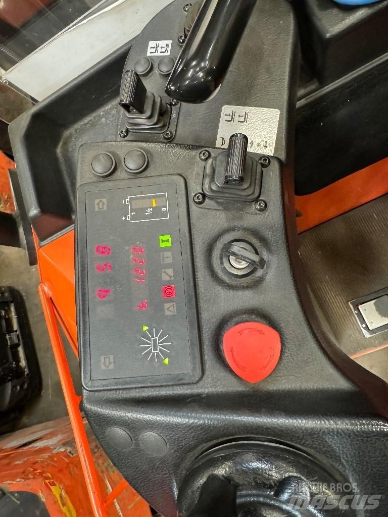 Toyota SSE135L Akülü depo ekipmanları
