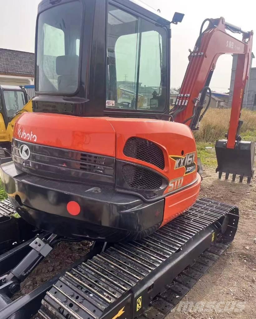 Kubota 161 Paletli ekskavatörler