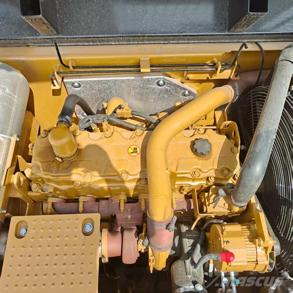 CAT 329 D Paletli ekskavatörler