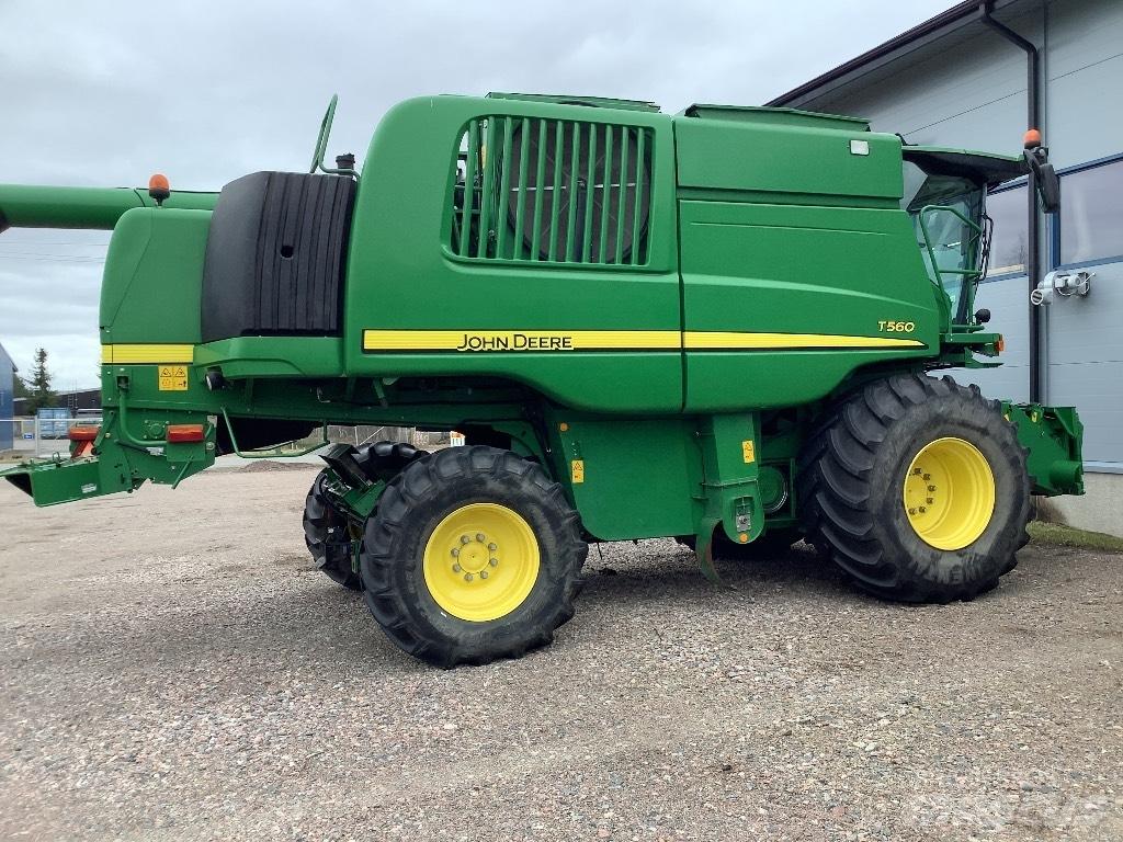 John Deere T560 Biçerdöverler