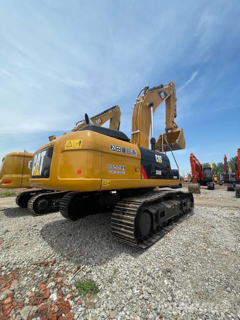CAT 336D2 Paletli ekskavatörler