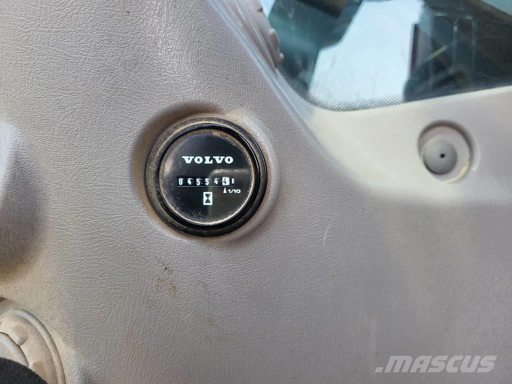 Volvo EW 180 E Lastik tekerli ekskavatörler
