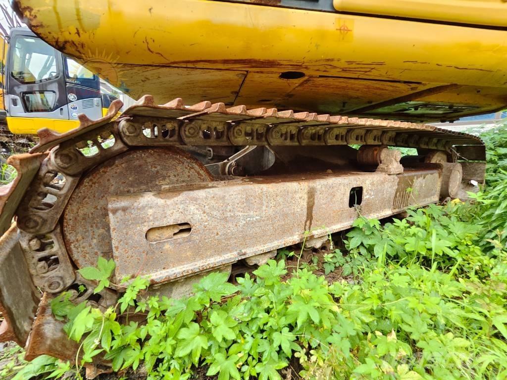 Komatsu PC 70-8 Paletli ekskavatörler