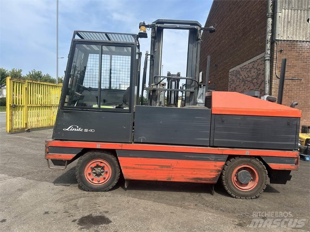 Linde S40 Sideloader - dört yönlü forkliftler