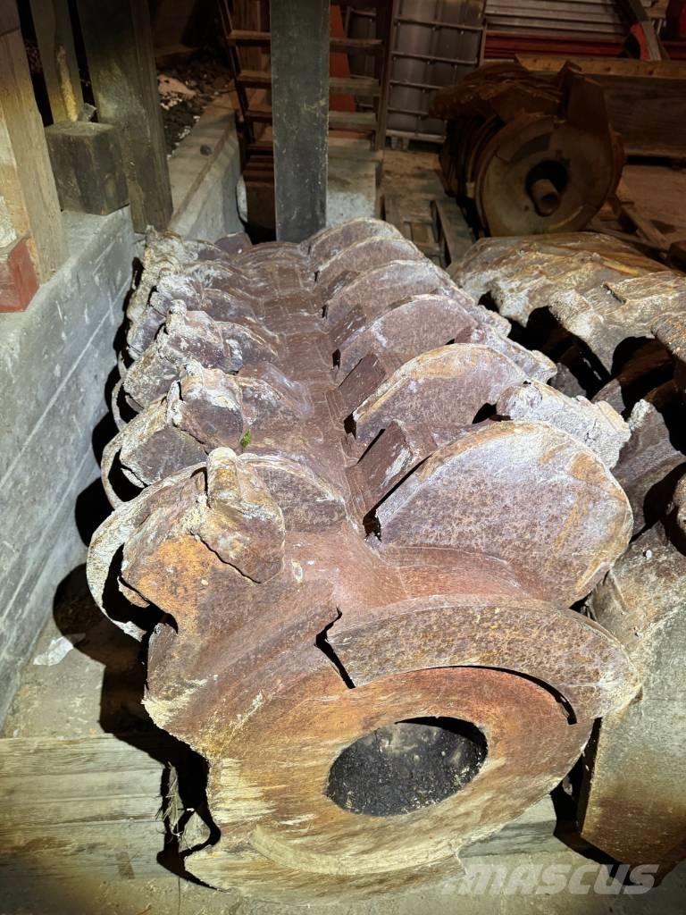 CBI 6400 forged drum Ağaç öğütücüler