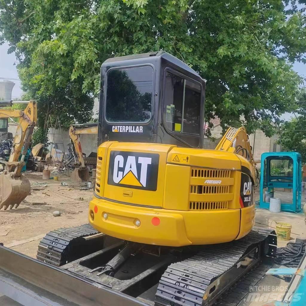 CAT 303.5 E CR Mini ekskavatörler, 7 tona dek