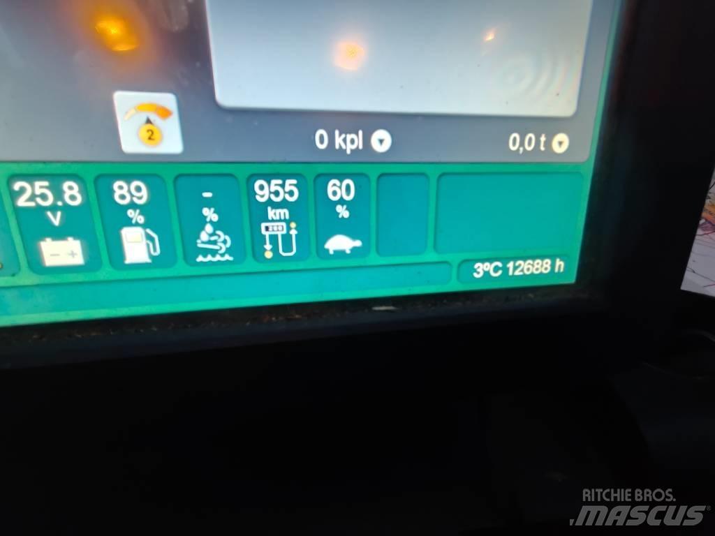 John Deere 1110G Tomruk yükleyici traktörler