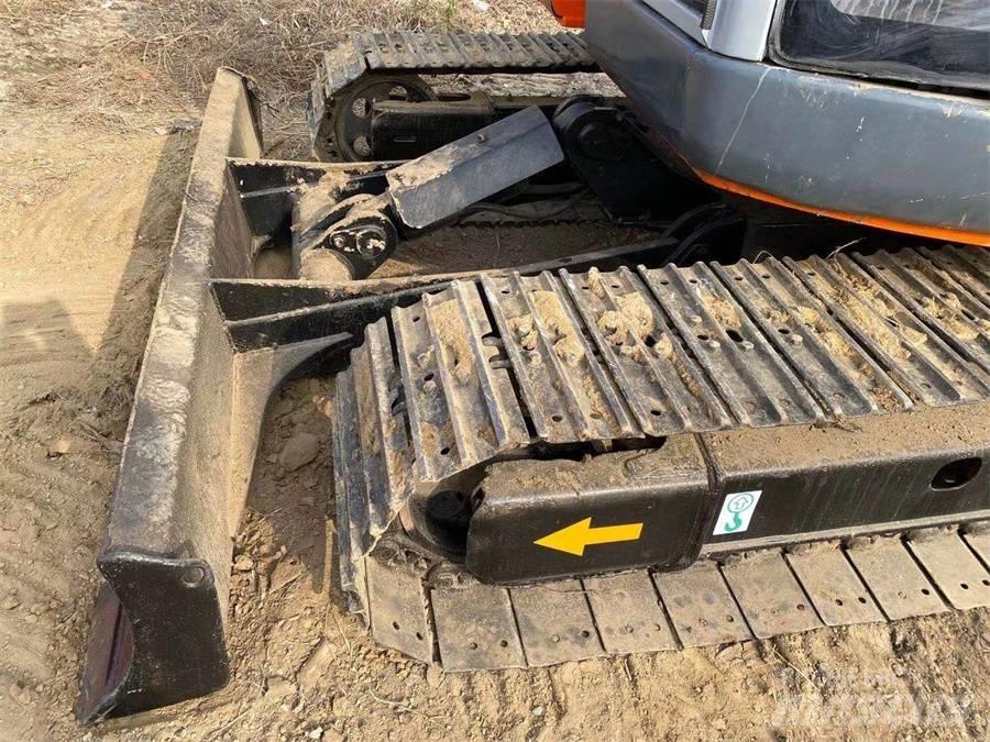 Hitachi EX75 Paletli ekskavatörler