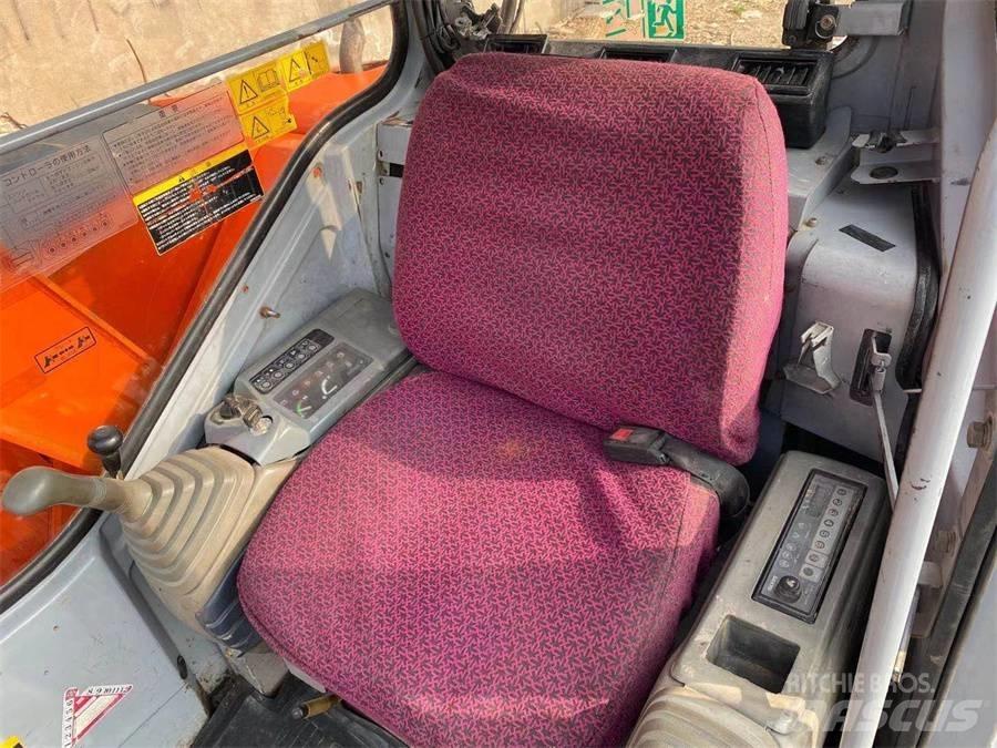 Hitachi EX75 Paletli ekskavatörler