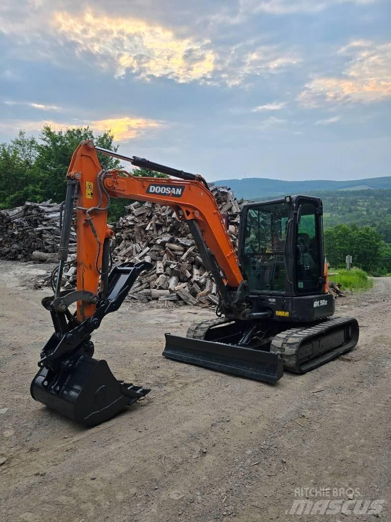 Doosan DX 50 Z Mini ekskavatörler, 7 tona dek
