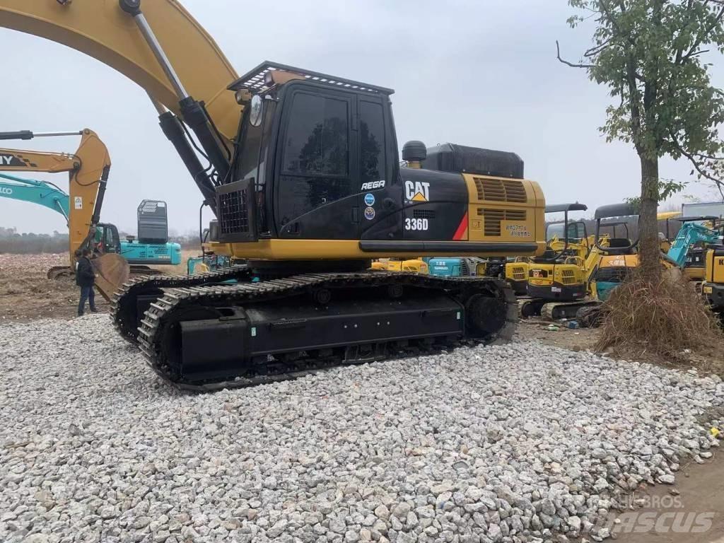 CAT 336 D L Paletli ekskavatörler