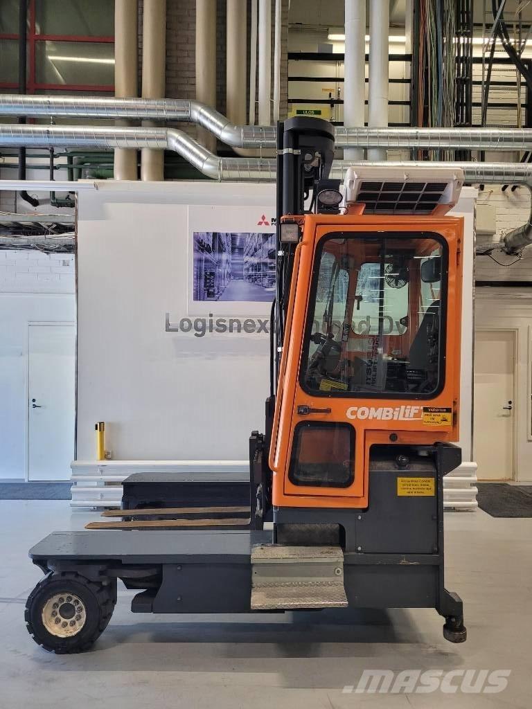 Combilift C 4000 4 yönlü reach truck