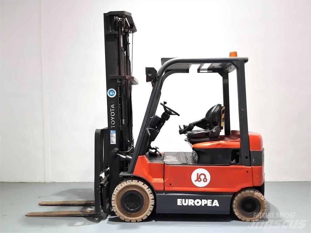 Toyota 7FBMF25 Elektrikli forkliftler