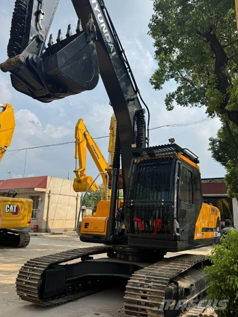 Hyundai HX220HD Paletli ekskavatörler