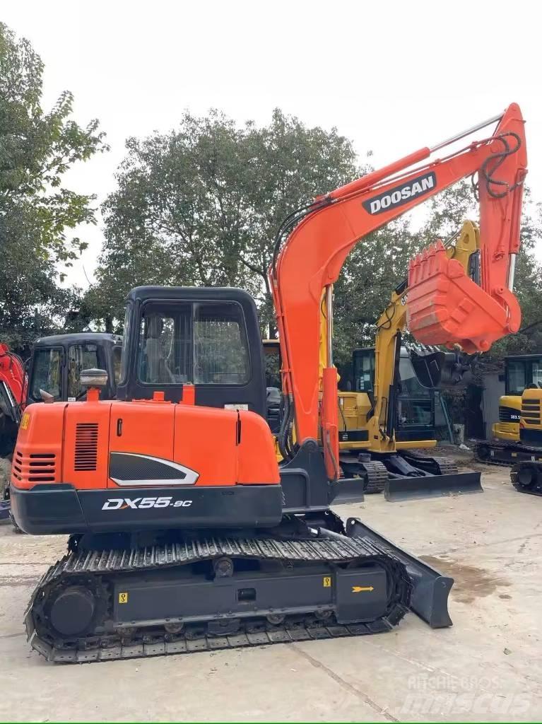 Doosan DX55-9C Paletli ekskavatörler