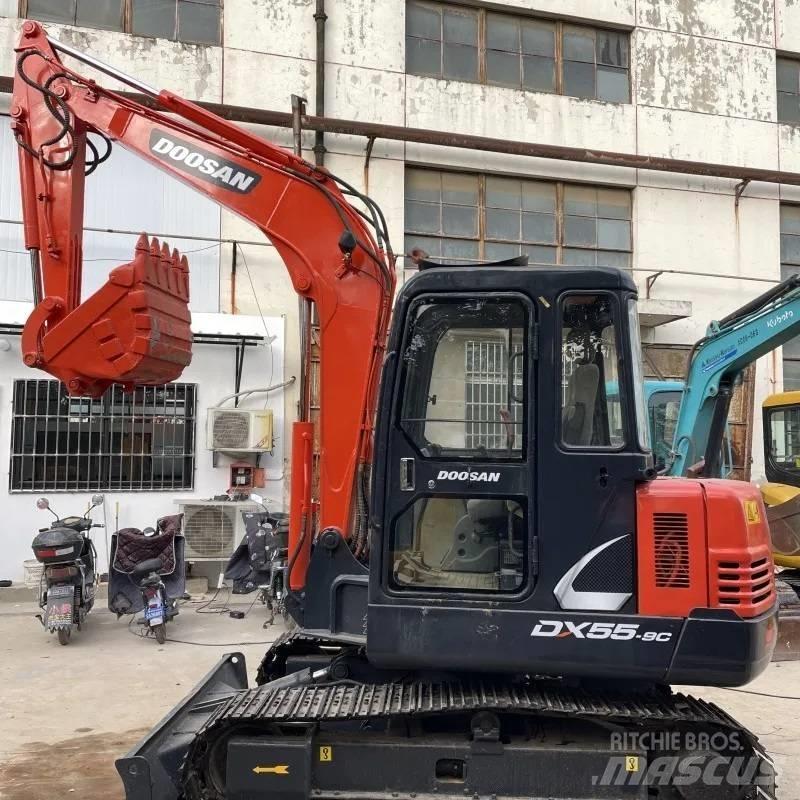 Doosan DX55-9C Paletli ekskavatörler