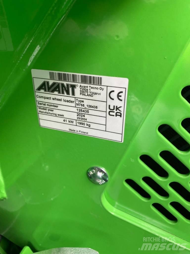 Avant 755 i Diger yol bakim makinalari