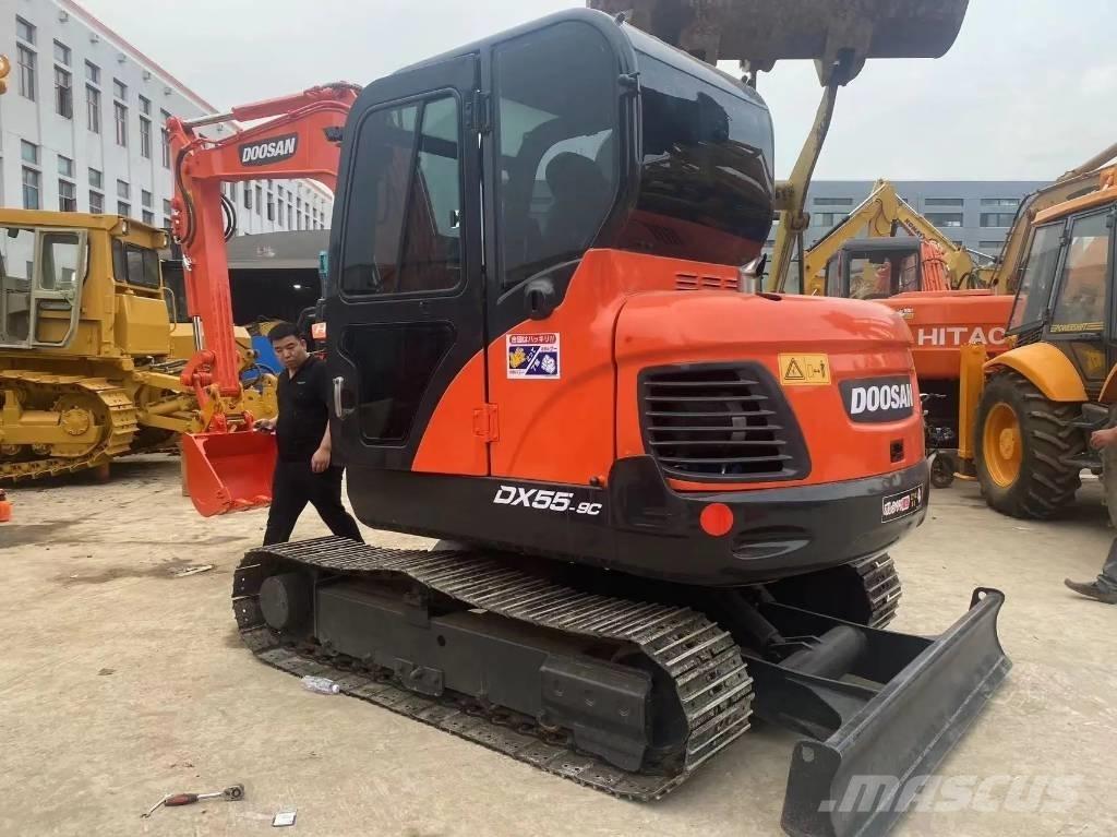 Doosan DX55-9C Mini ekskavatörler, 7 tona dek