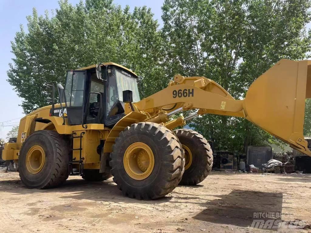 CAT 966 Lastik tekerli ekskavatörler