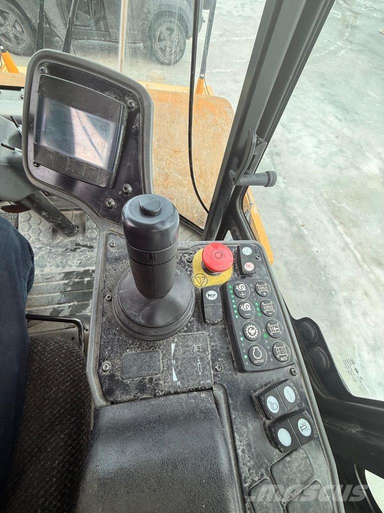 CAT CS 68 B Tek tamburlu silindirler