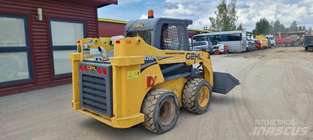 Gehl R 260 Skid steer loderler