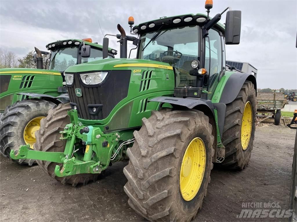 John Deere 6215R Traktörler