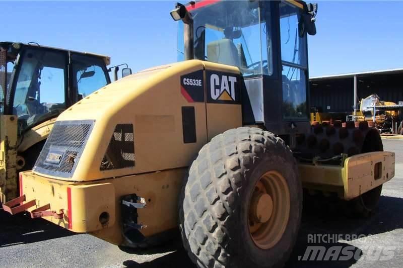 CAT CP533E Kombine silindirler