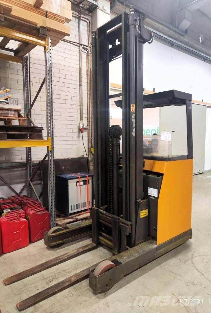 Atlet UNS 200 D Reach truck - depo içi istif araçları