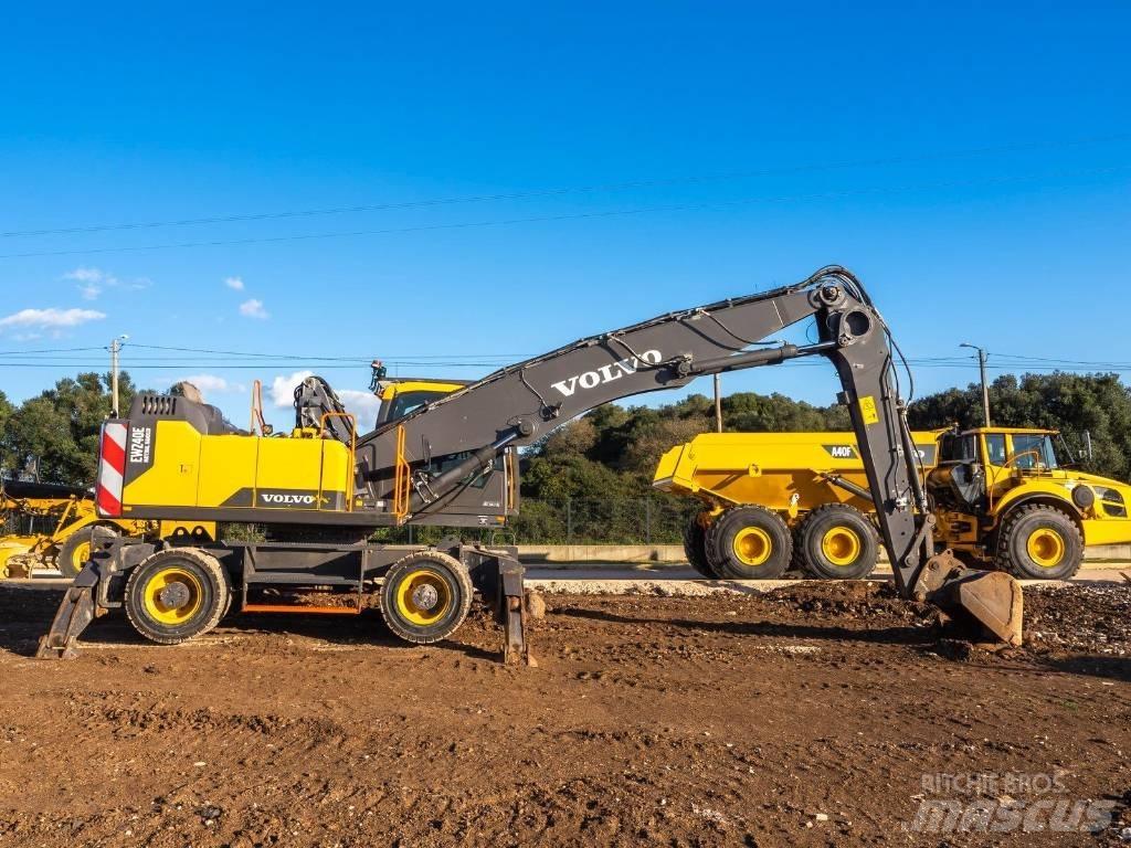 Volvo EW 240 E MH Lastik tekerli ekskavatörler