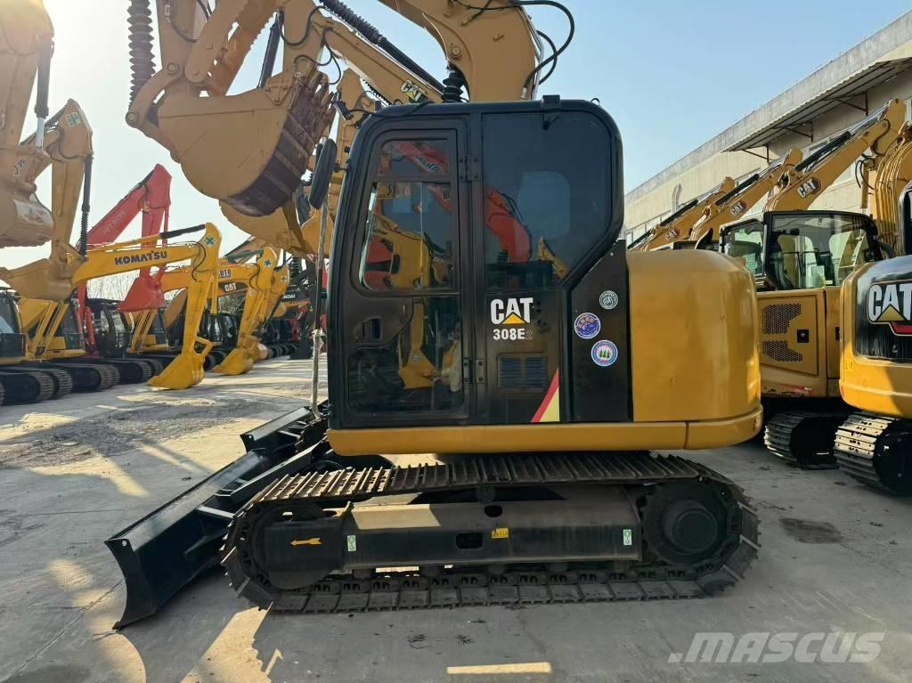 CAT 308 E2 Paletli ekskavatörler