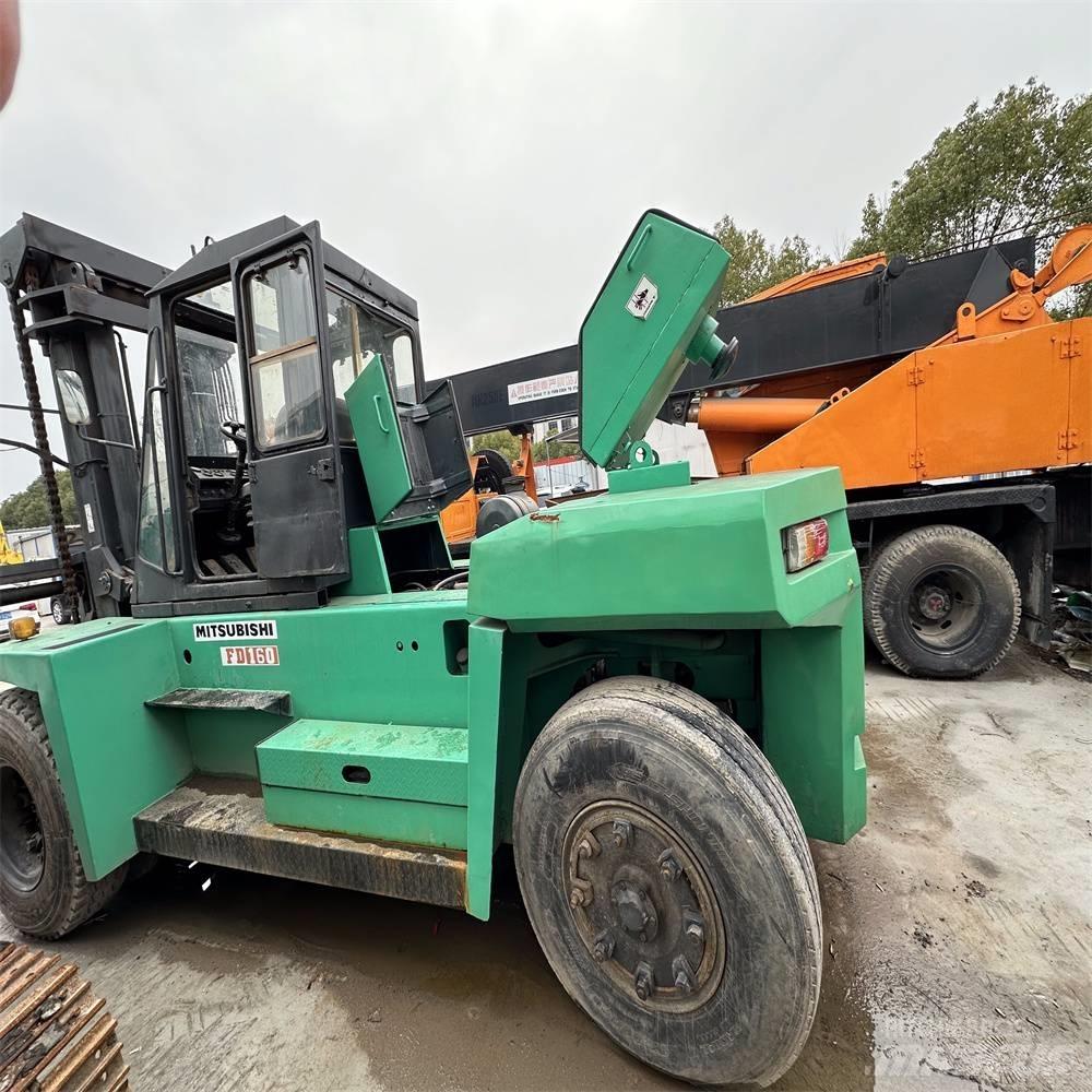Mitsubishi FD160 Dizel forkliftler