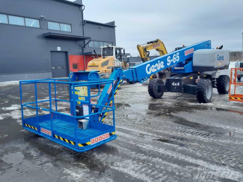 Genie S 65 Körüklü personel platformları