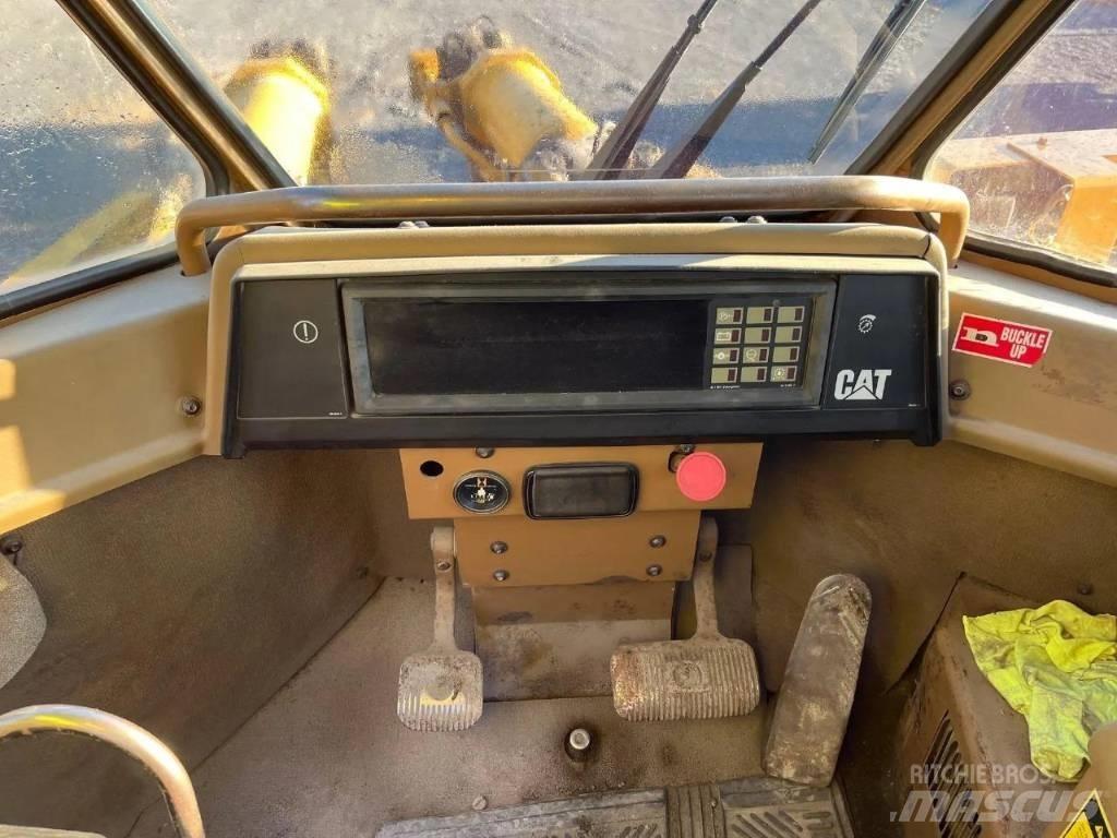 CAT 988 F Tekerlekli yükleyiciler