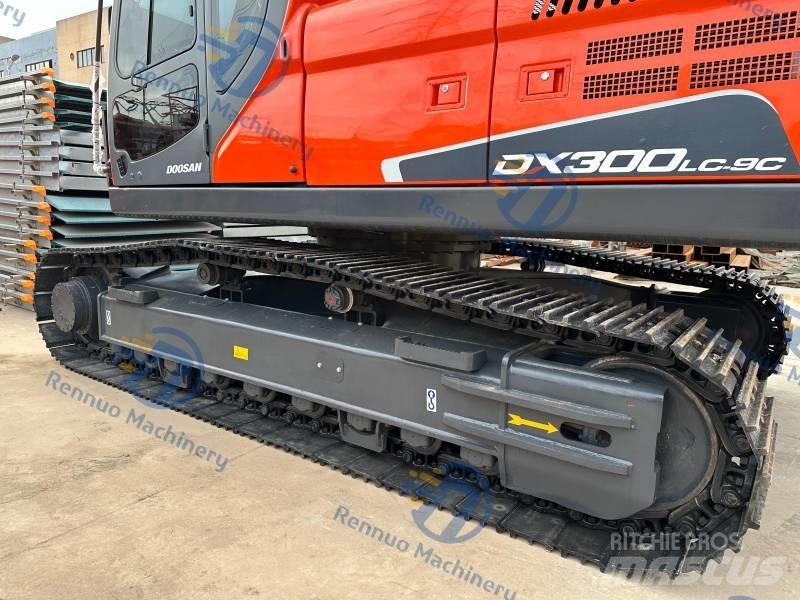 Doosan DX 300LC-9C Paletli ekskavatörler