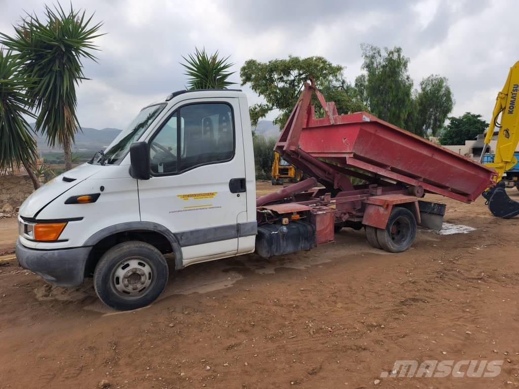 Iveco 35C 13 Pikaplar