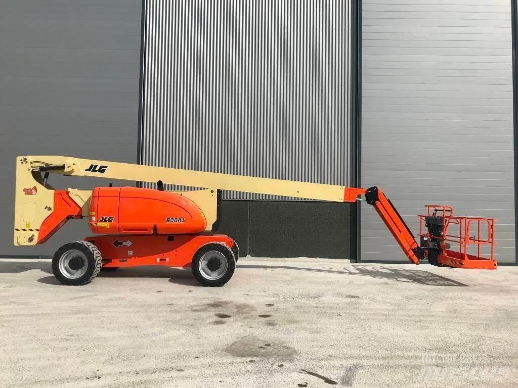 JLG 800 AJ Körüklü personel platformları