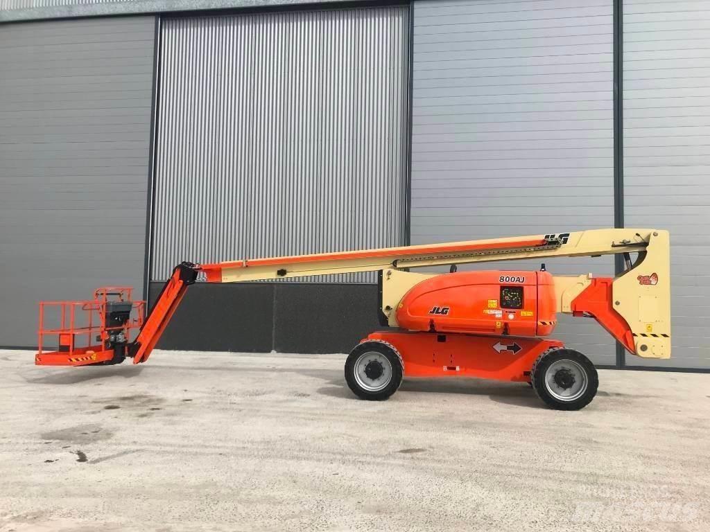JLG 800 AJ Körüklü personel platformları